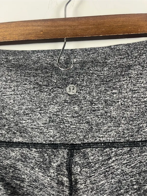 Lululemon athletica grey heather leggings size 10 - Image 4