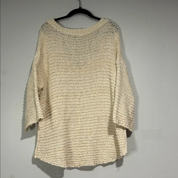 Free People Sweater Chunky Style V-Neck Size Medium - Image 4