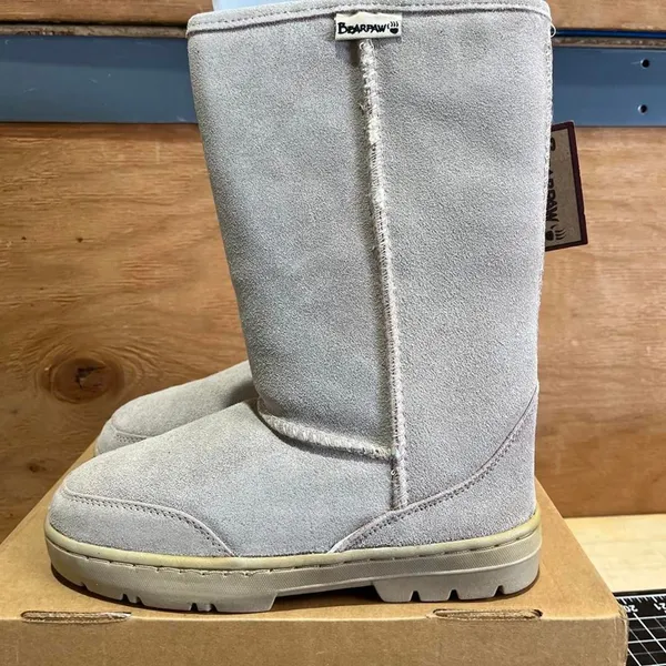 Bearpaw Women's Grey and Cream Boots - Image 4