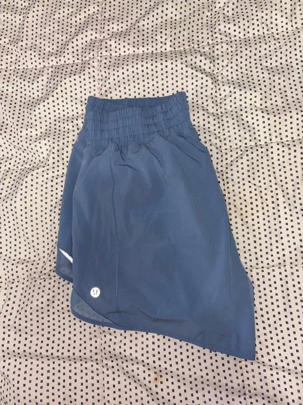 Lululemon Shorts 4”  - Image 3