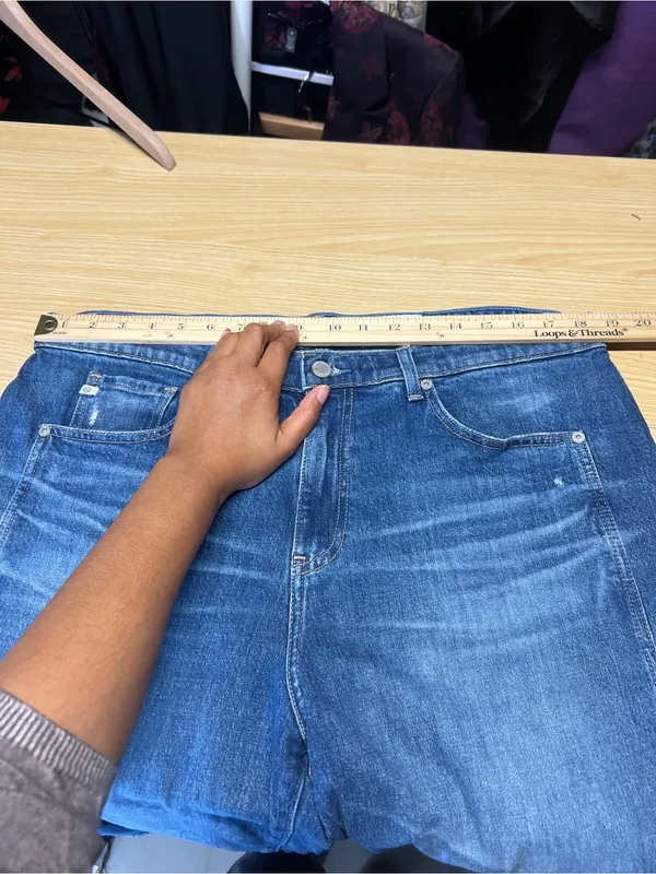 AG Saige Wide Leg Crop Watermist Paneled Jeans Size 33 - Image 11