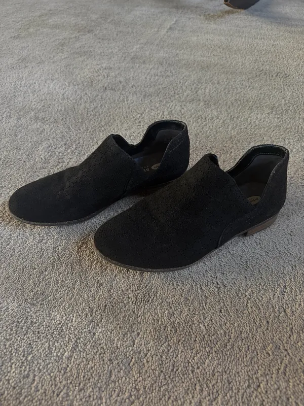 Dr. Scholl’s Black Perforated Ankle Booties – Size 8 - Image 2