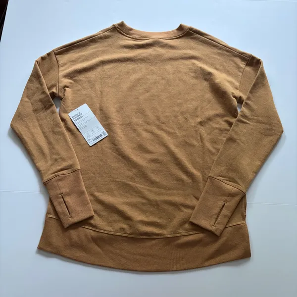 NWT! Athleta Crewneck Sweatshirt in Tuscan Gold - Image 5
