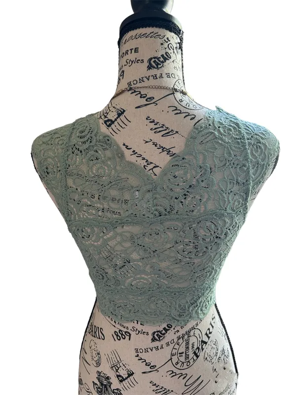 NWT Lacey Crop Top - Image 3