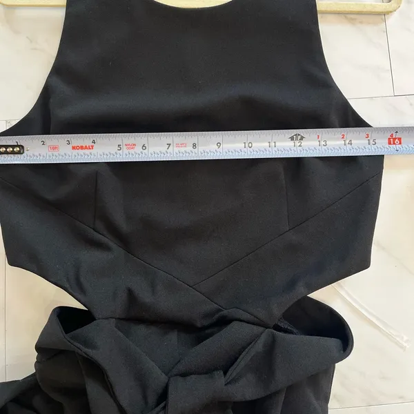 Anthropologie Hutch Cutout Wide Leg Black Jumpsuit with waist tie size medium - Image 7