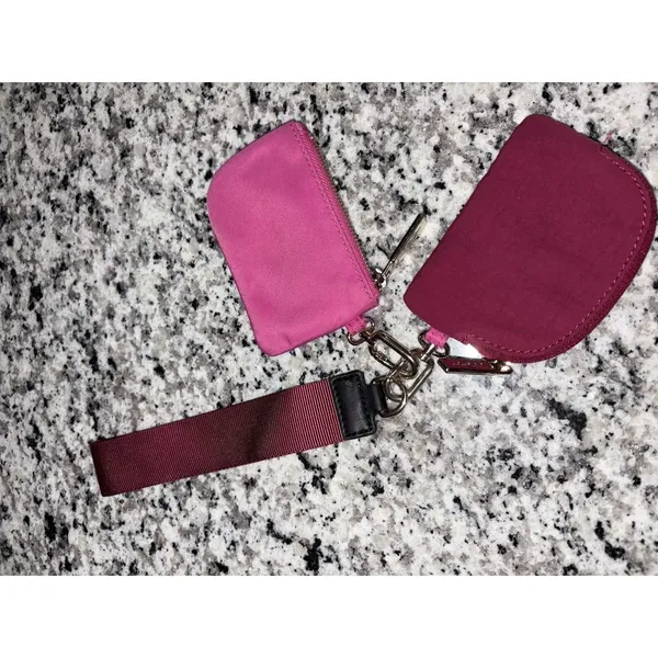 Lululemon Dual Pouch Wristlet Sonic Pink Great Condition - Image 7