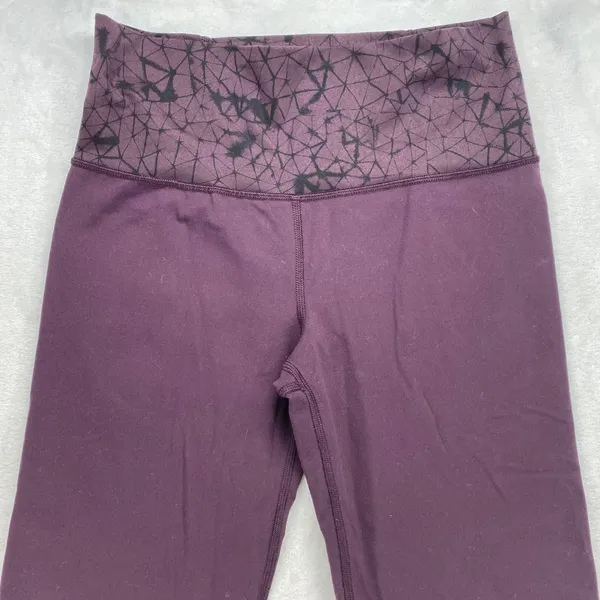Lululemon‎ Leggings Purple Geometric Print Athletic Yoga Pants Womens Size 6 (S) - Image 2