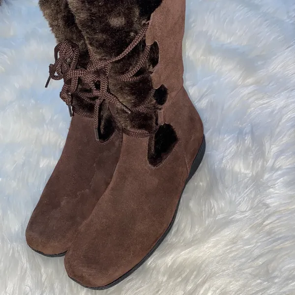 Isotoner Brown Faux Fur Brown Winter Snow Boots - Image 6