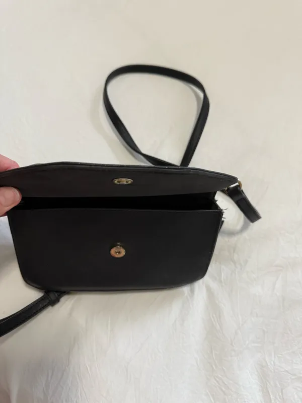 Nine West Black Crossbody Purse - Image 6