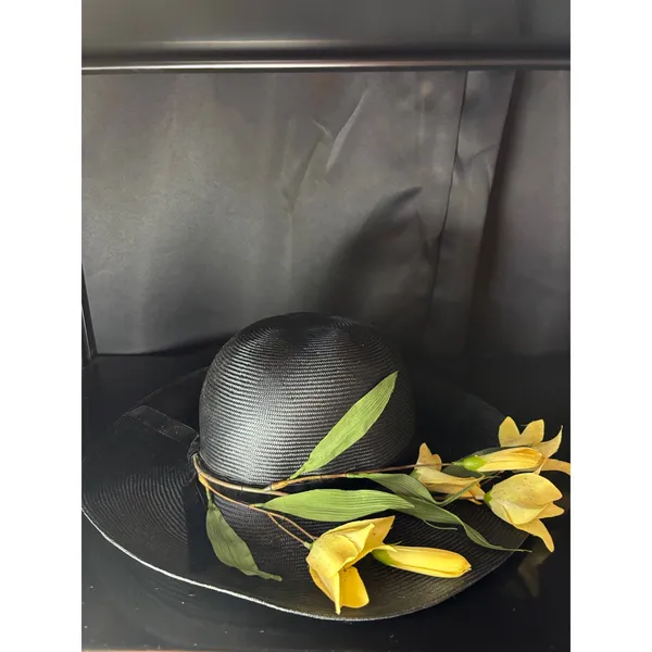 Vintage Betmar New York Black Wide Brim Sun Hat Yellow Floral Velvet Ribbon NWT - Image 4