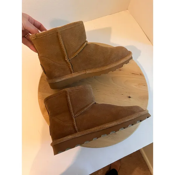 Banana Republic Bearpaw Chestnut Brown Suede Leather Low Top Ankle Lined Cozy Boots Size 9 - Image 6