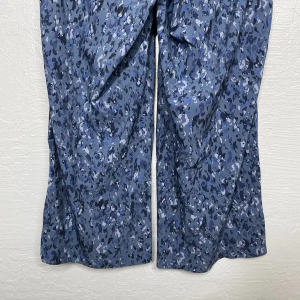 Athleta Women 2 Blue Avenue Printed Wide Leg Crop Pants Lightweight Athleisure - Image 6