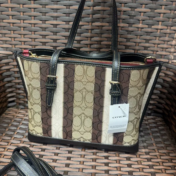 Coach Mollie Tote 25 In Signature c4086 - Image 4