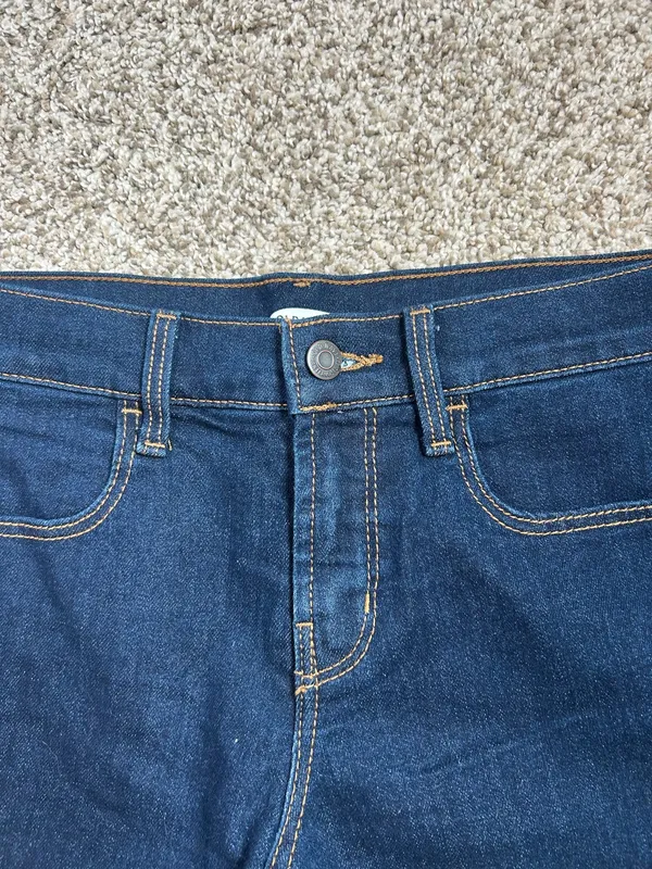 Old navy jean shorts  - Image 3