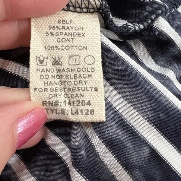 Hem & Thread‎ Size Small S Blue White Tank Top Stripe Sleeveless Summer Shirt - Image 4