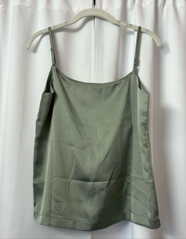 New Kawaii Green Satin Sleeveless Business Casual Minimalist Cami Tank Top - Image 2