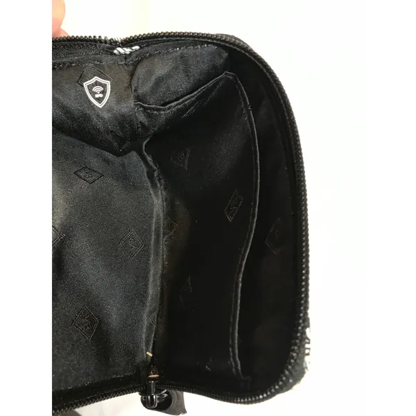 Vera Bradley Retired Bedford Blooms Wallet - Image 4