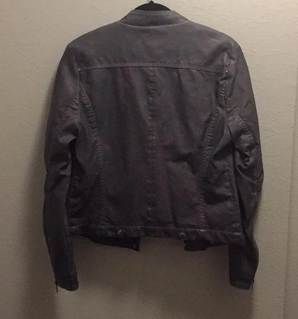 NWT Forever 21 faux leather jacket. - Image 8