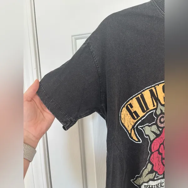 Guns and roses cotton on relaxed boyfriend tee - Image 4