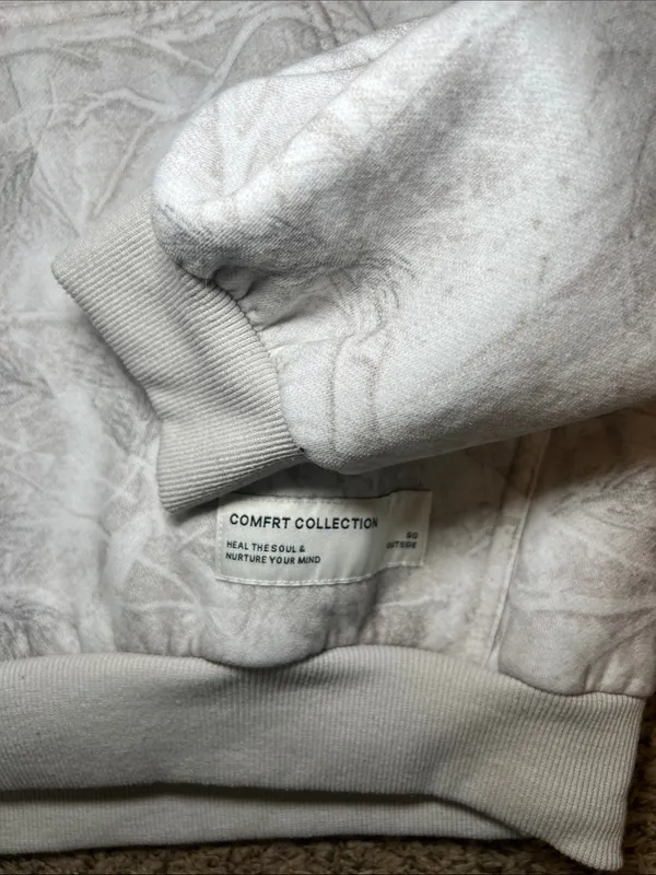 Comfrt Silver Birch Camo Hooded Sweatshirt Gray Size XL - Image 3