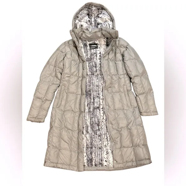 The North Face Goose Down 550 Metropolis Parka - Image 2