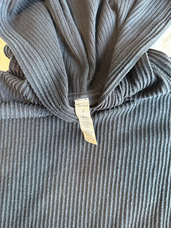 Alo Muse Yoga Hoodie Ribbed - Image 4