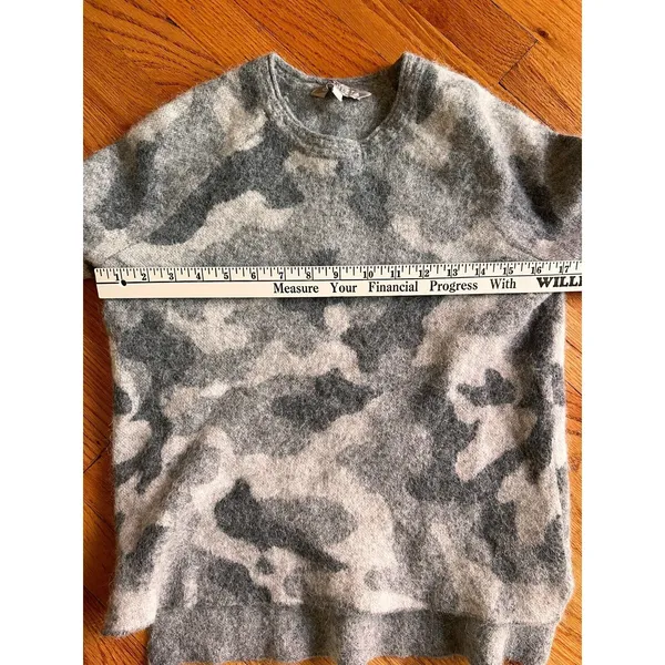 Athleta Women's Gray Alpaca‎ Merino Wool Undercover Camo Pullover Sweater Small - Image 6