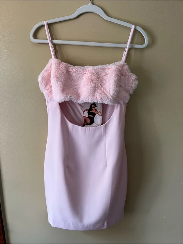 naked wardrobe Pink Faux Fur Bandeau Cutout Mini Dress - Image 3