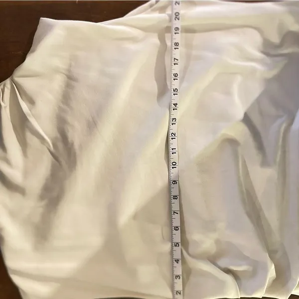 H&M Ivory dress - Image 4