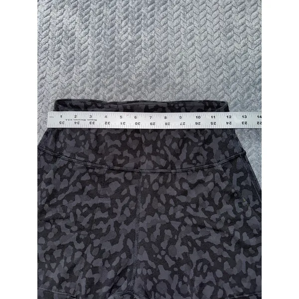 Lululemon Women's Aligh High Rise Jog Stretch‎ pants Color Black Gray Size 6 - Image 6