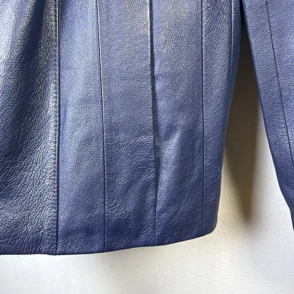 East 5th Women’s 100% Leather Jacket blue medium moto y2k retro fitted - Image 4