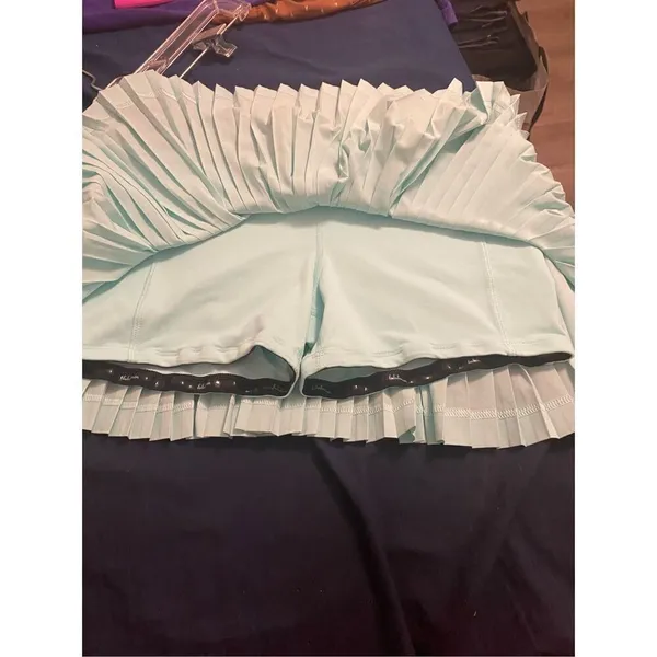 Lululemon Pleat to street skirt women’s size 6 - Image 6