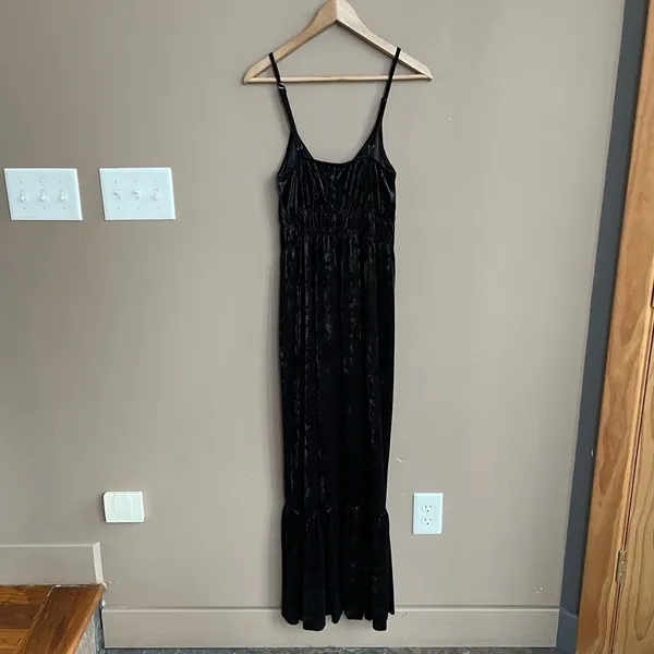 NWT Romeo + Juliet couture Velvet Maxi‎ Dress in Black Size Medium - Image 5