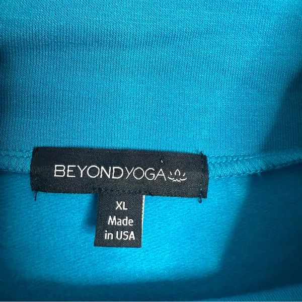 NWT‎ Beyond Yoga All Time Cropped Pullover Long Sleeves Blue Athleisure Gym Yoga - Image 4