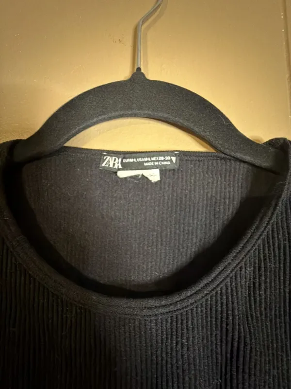 Zara Black Ribbed Crop Top with Rhinestone Fringe Hem Size L - Image 2