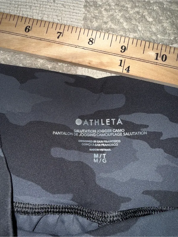 Athleta Salutation Joggers size M Tall - Image 4