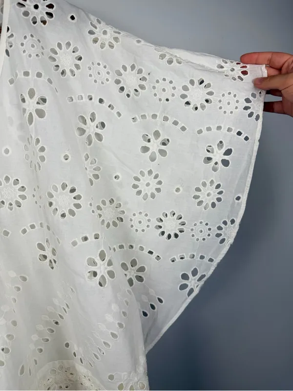 Vix Paula Hermanny white eyelet swim coverup size large - Image 9