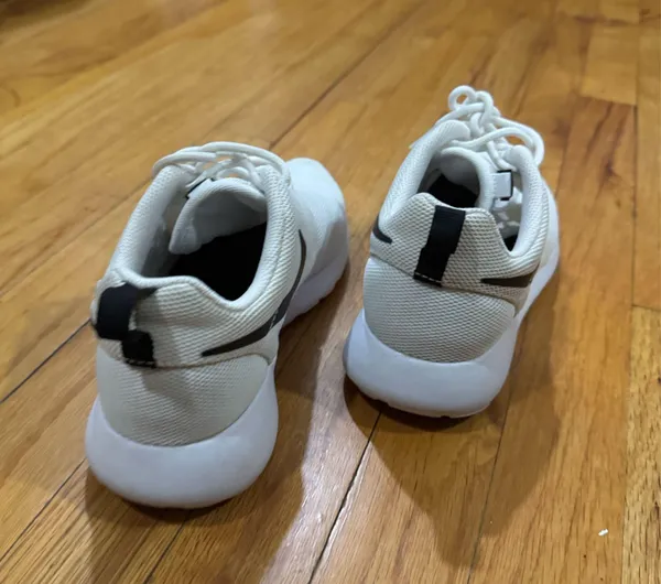 Nike Roshe Sneakers White - Image 4