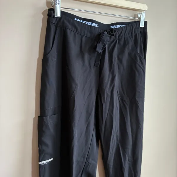 Skechers by Barco SK201 Scrub Pants Medium Black Womens Cargo Stretch - Image 2