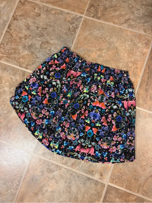 LULULEMON Hotty Hot High Rise Skirt Women’s 12 Flowerscope Black Tennis Golf - Image 2
