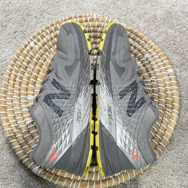 New Balance Women’s Summit Q.O.M. Trail Running Shoes Sneakers in Gray 8 - Image 9