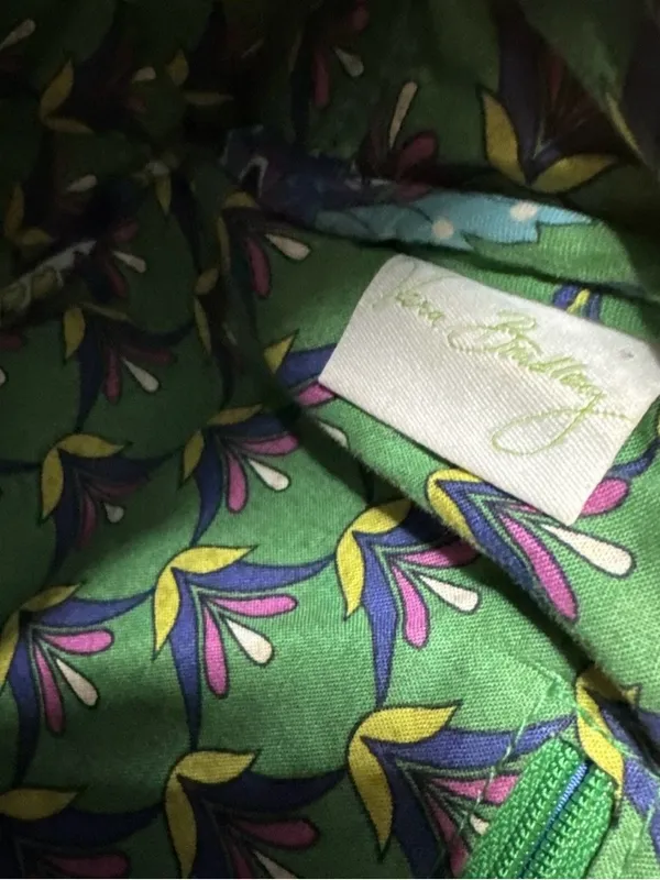 Vera Bradley Emerald Floweral Paisley Bowler Bag/Purse - Image 4