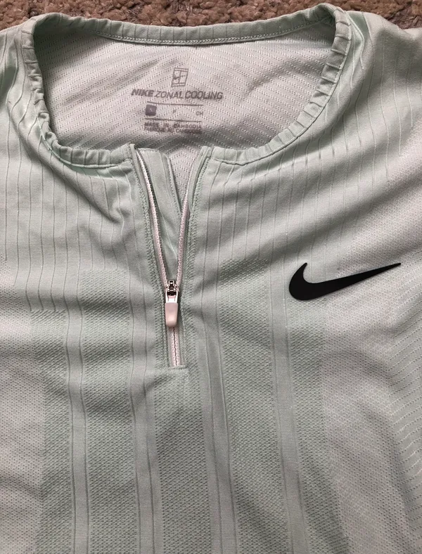 Nike Cropped Top - Image 2