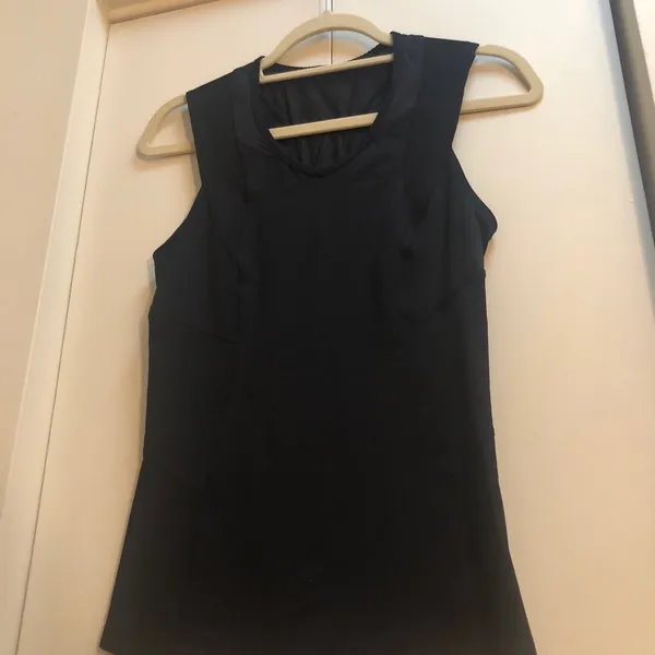 Lululemon tank  top size 2 - Image 2