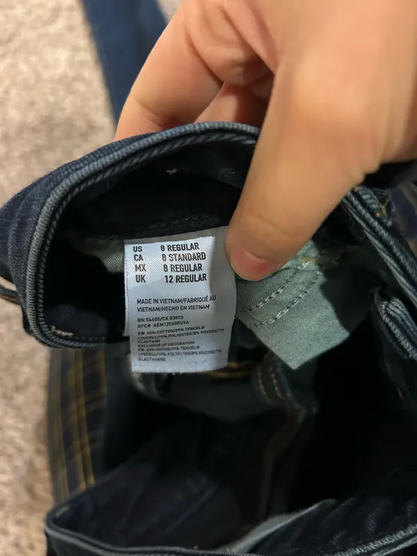 American Eagle Jeans - Image 5