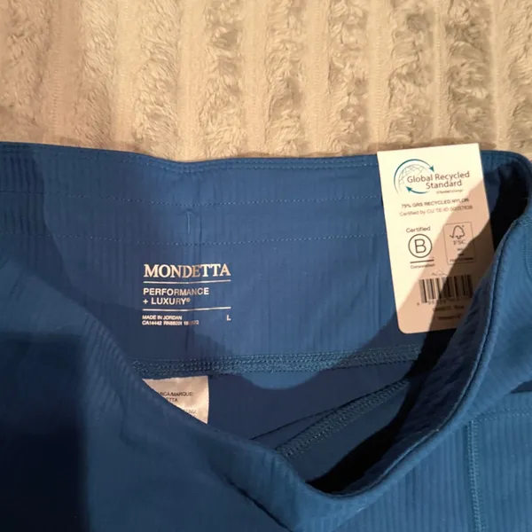 Mondetta Performance Luxury Blue Ribbed High Rise Biker Shorts Pockets Large NWT - Image 3