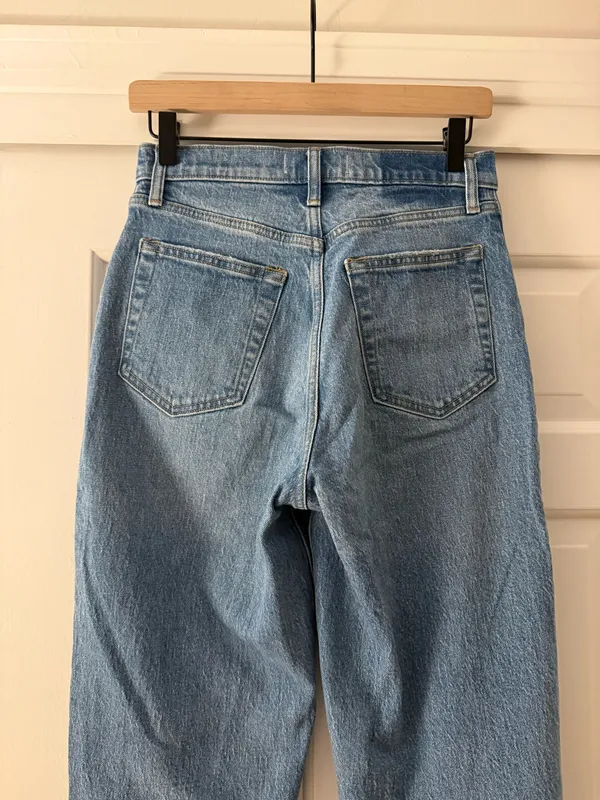 Abercrombie Curve Love 90s Straight Ultra High-Rise Jeans - Image 5