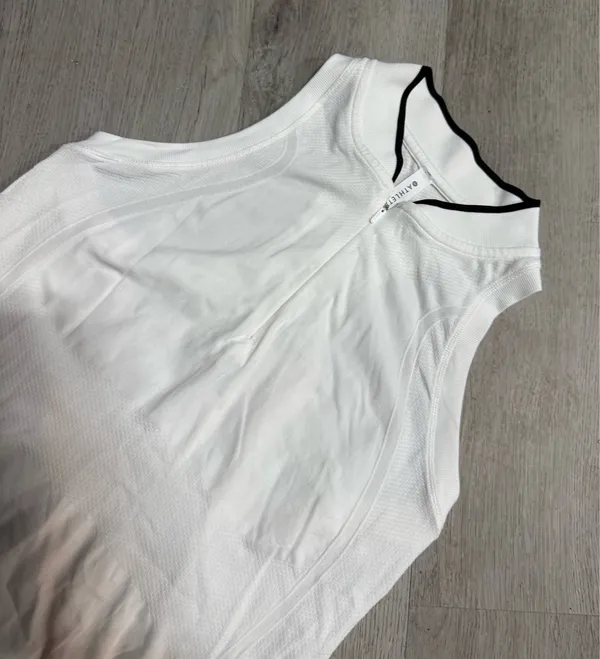 Athleta Momentum Polo Tank - Image 3