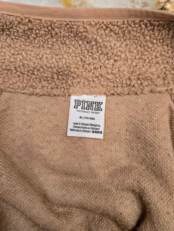 Victoria's Secret PINK cozy fleece snap button jacket Camel Size M - Image 4