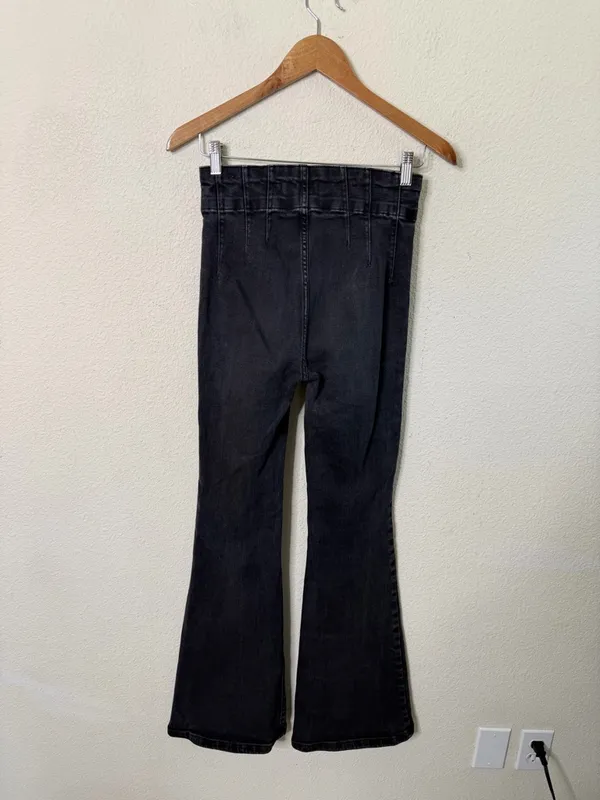 Free People We the Free Jayde Flare Jeans Charcoal Black Womens Size 27 - Image 4